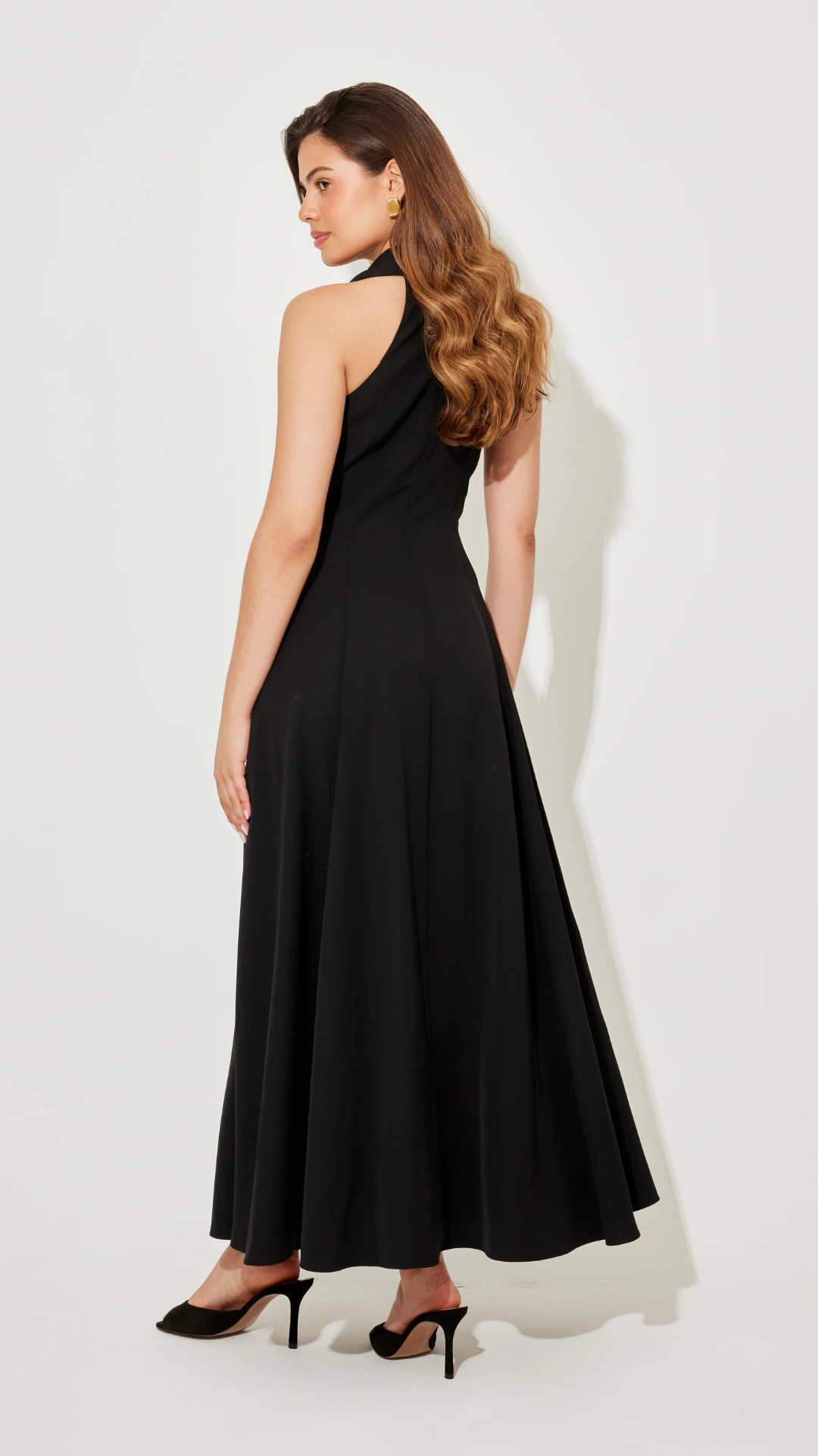 Odd Muse - Flowy Collar Maxi Dress