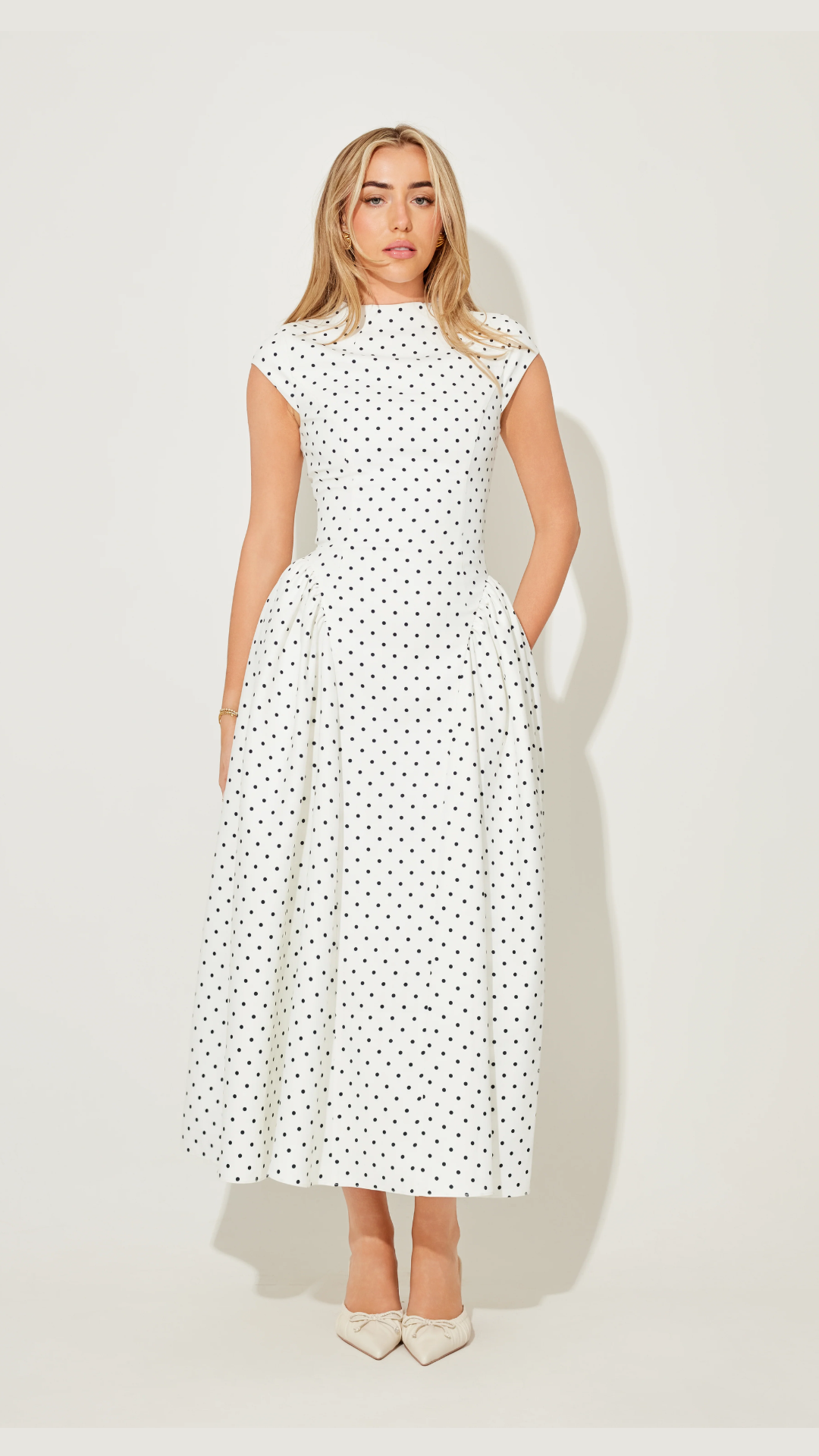 Odd Muse - Cap Sleeve Midi Dress